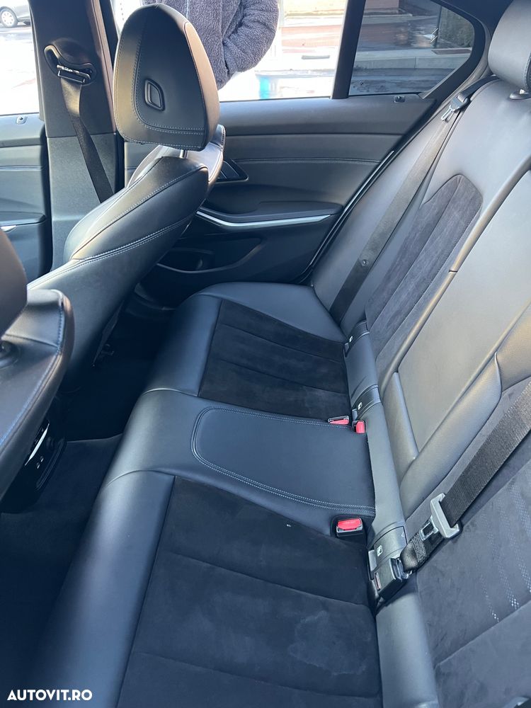 BMW Seria 3 320d xDrive AT M Sport - 11