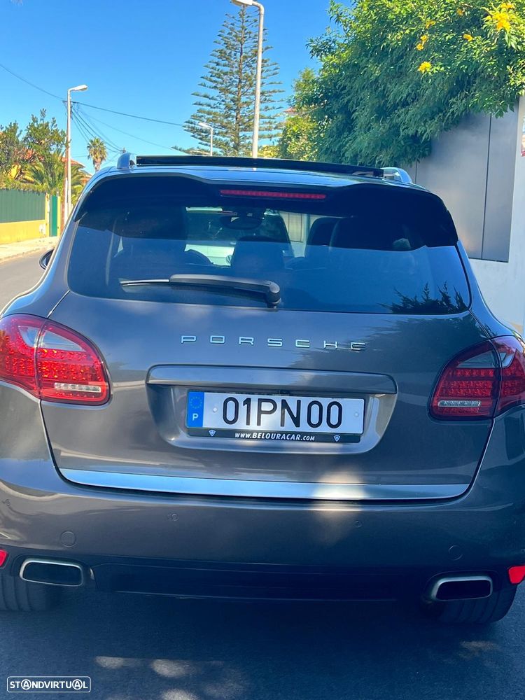 Porsche Cayenne Diesel Tiptronic S - 17