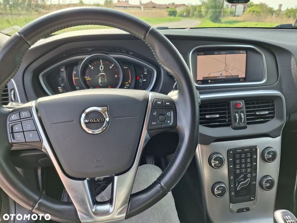 Volvo V40 D2 Drive-E Inscription - 9