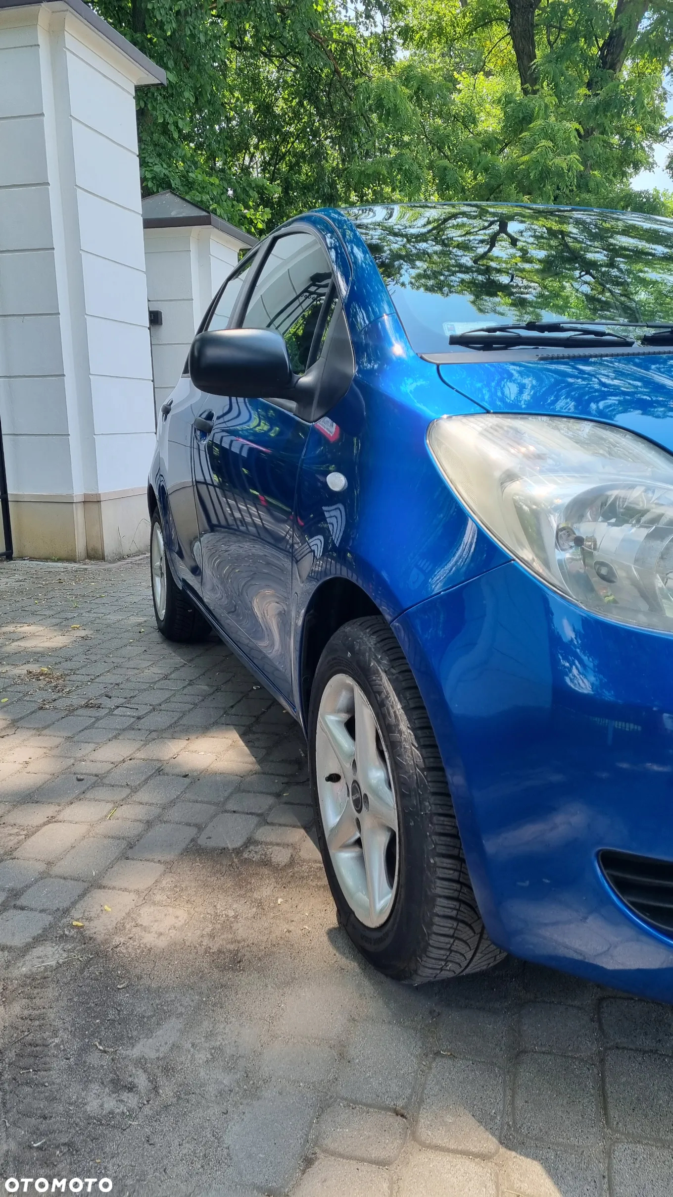 Toyota Yaris 1.0 Luna A/C - 2