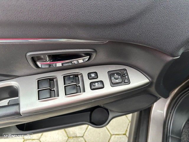 Mitsubishi ASX 1.6 DI-D Instyle Connect Edition - 19