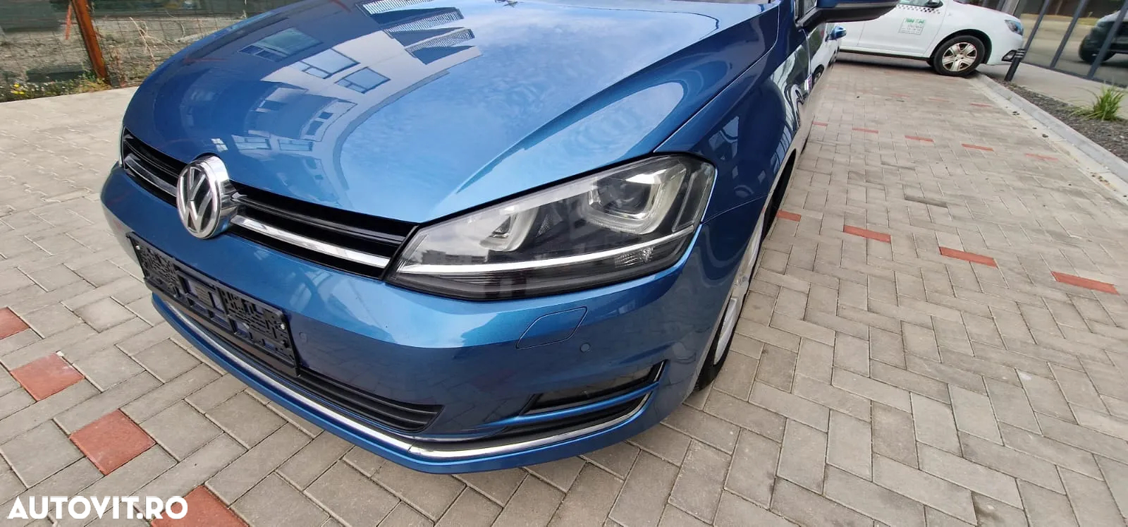 Volkswagen Golf - 12