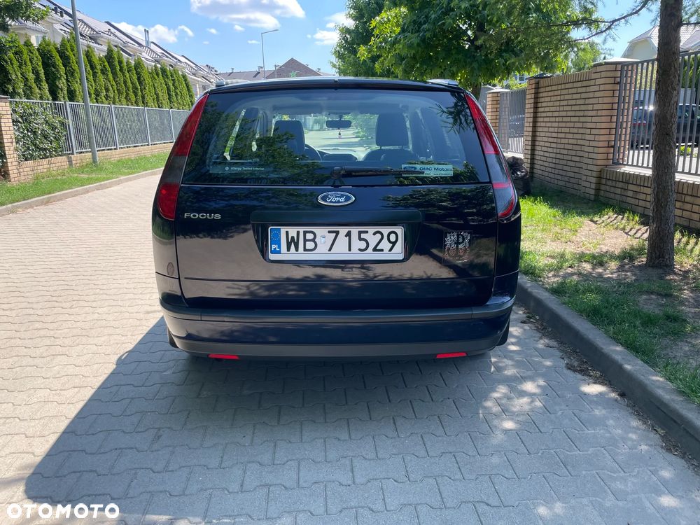 Ford Focus 1.6 Trend + - 3