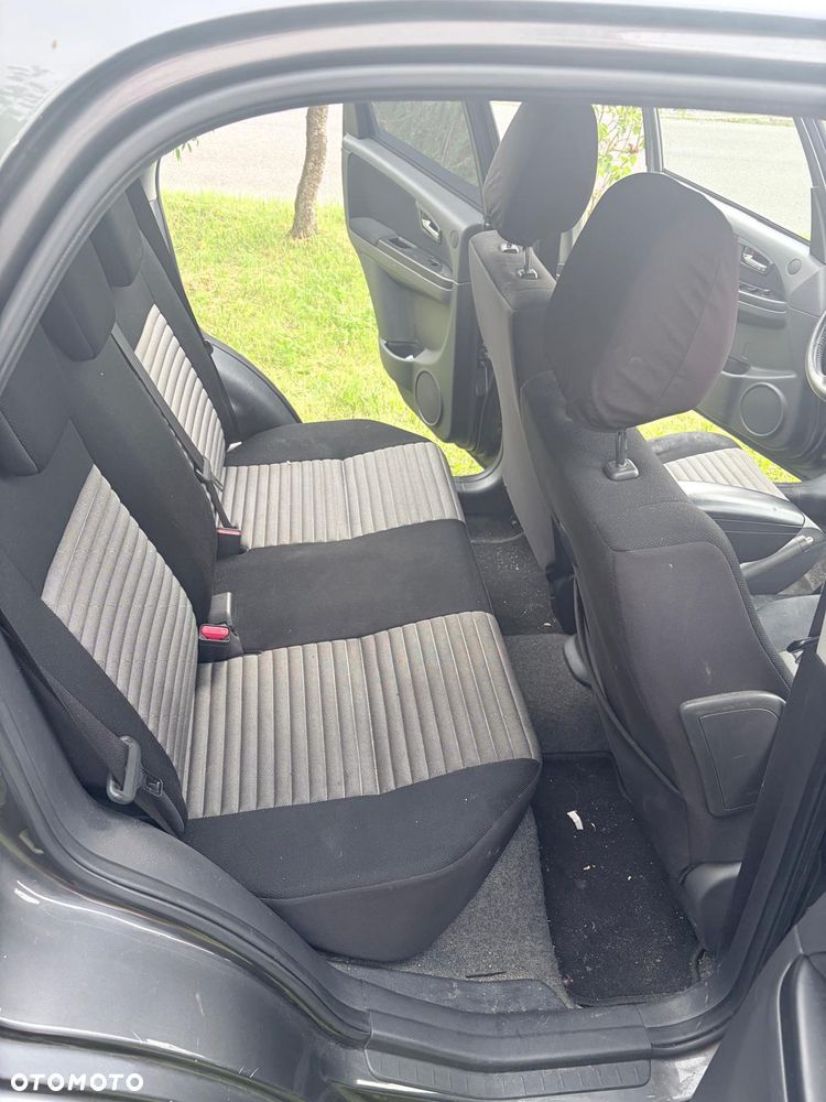 Suzuki SX4 1.6 Comfort - 2