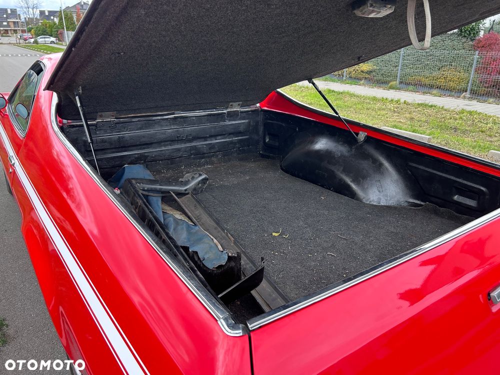 Chevrolet El Camino - 13