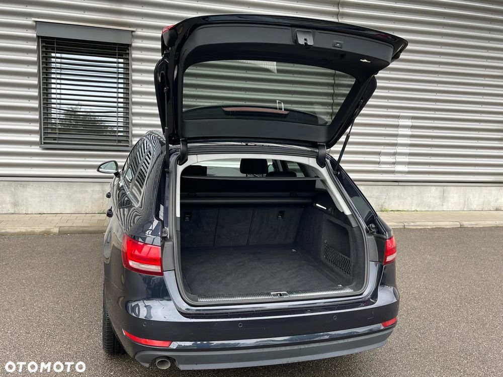 Audi A4 Avant - 13