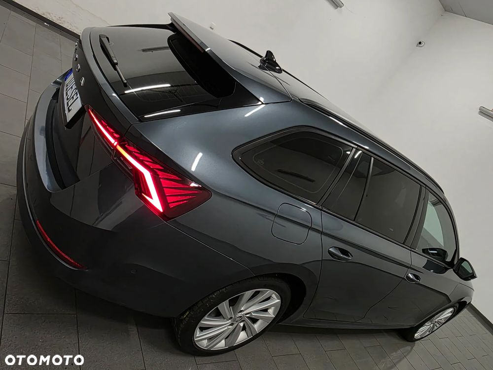 Skoda Octavia 2.0 TDI DSG Exclusive Plus - 36