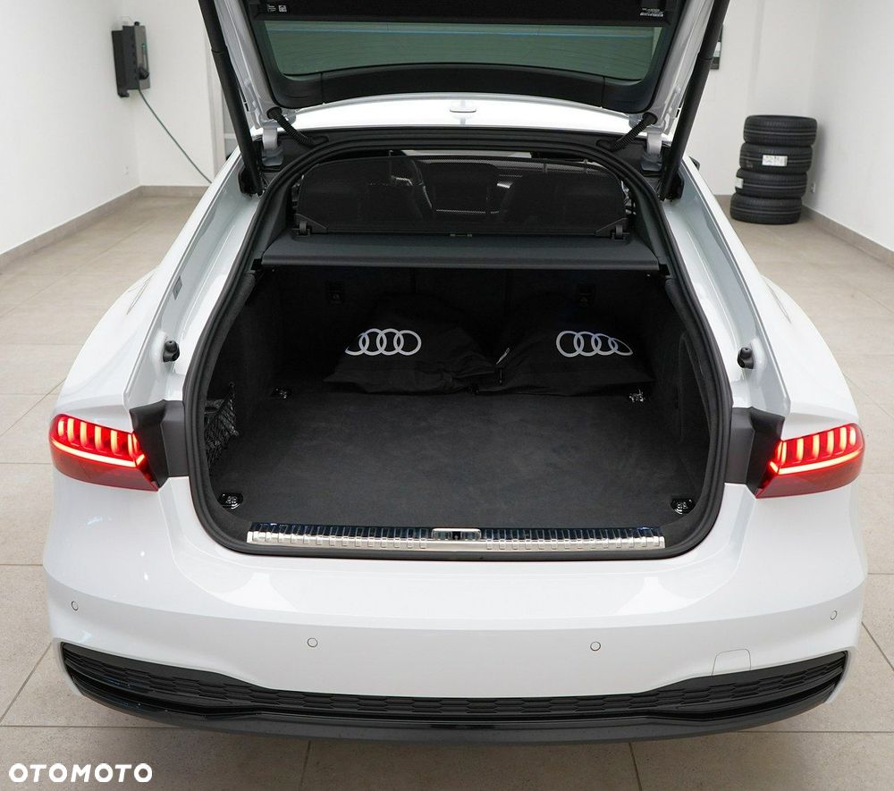 Audi A7 Sportback - 11