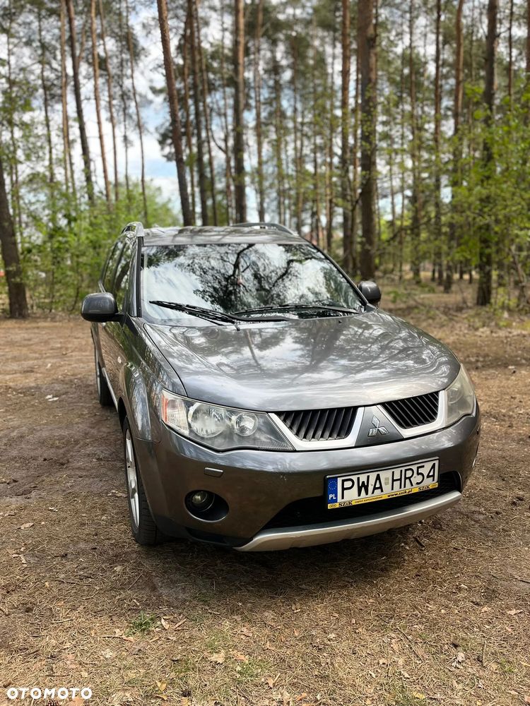 Mitsubishi Outlander 2.0 DID Instyle NAVI - 8