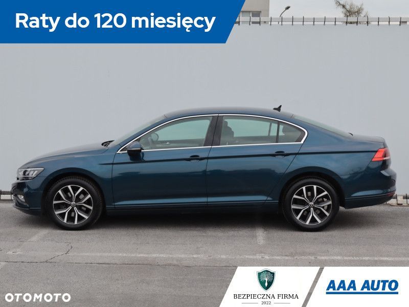 Volkswagen Passat - 4