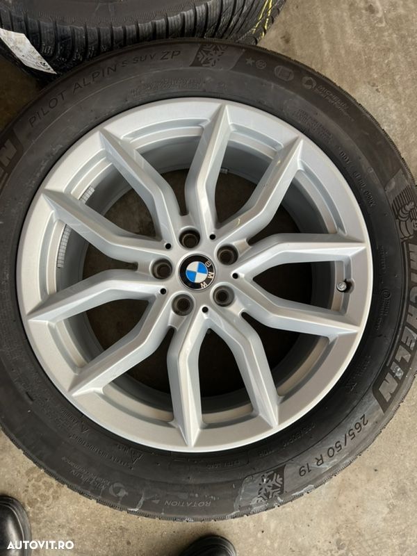 vând set jante originale  BMW X5-G05 pe 19” cu anvelope de iarnă - 2