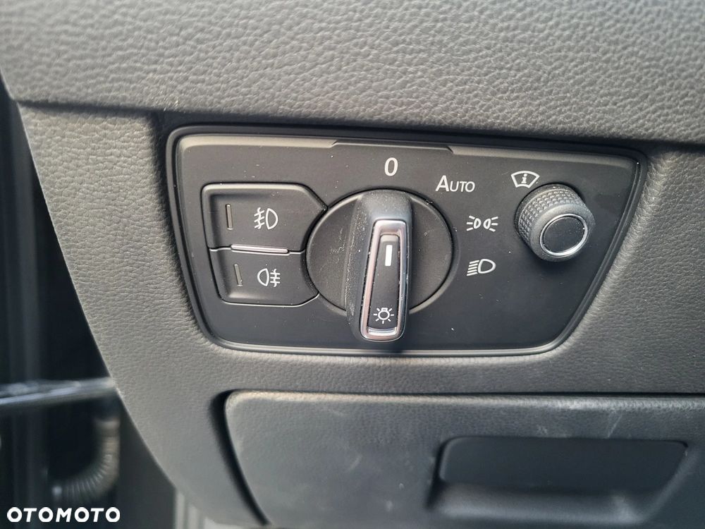 Volkswagen Passat - 27