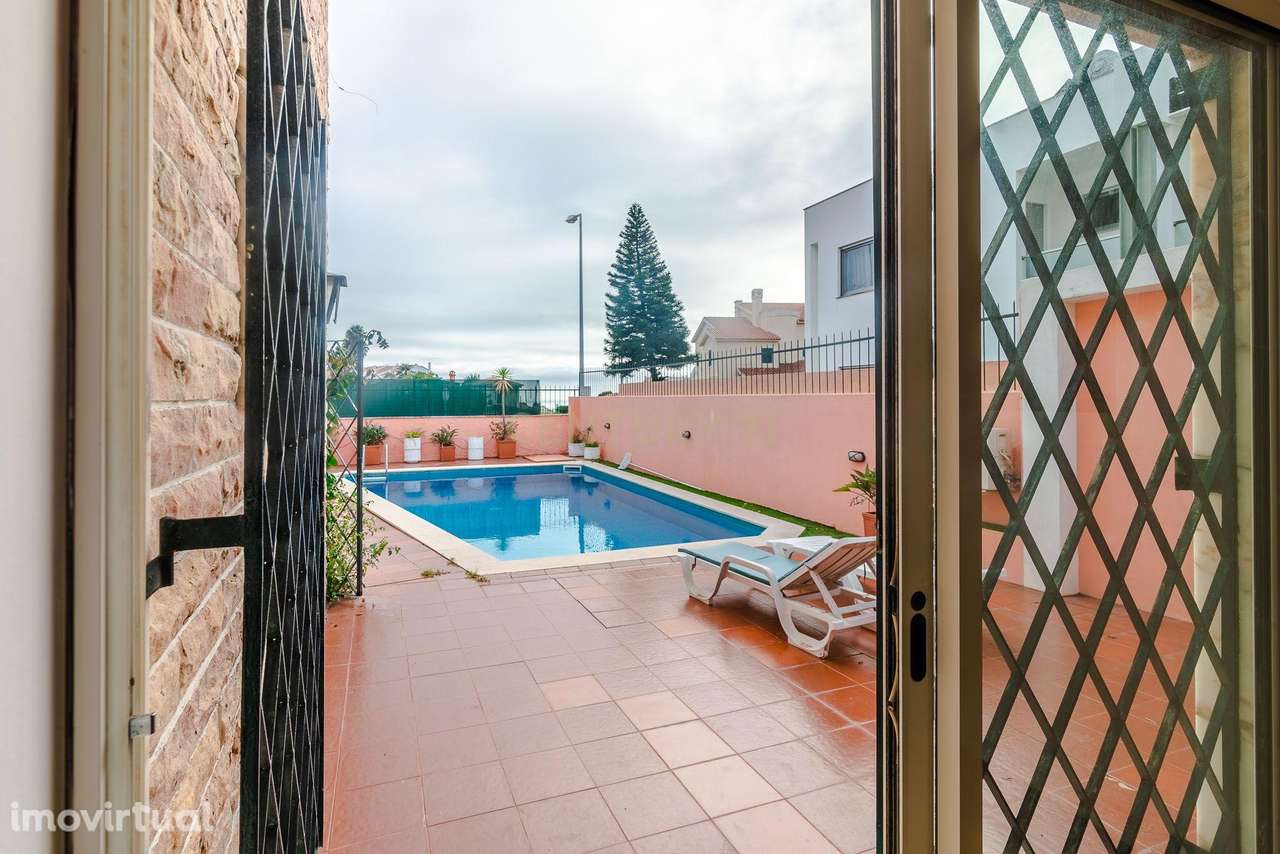 Venda de Moradia Independente em Murtal, Parede. - Grande imagem: 4/47