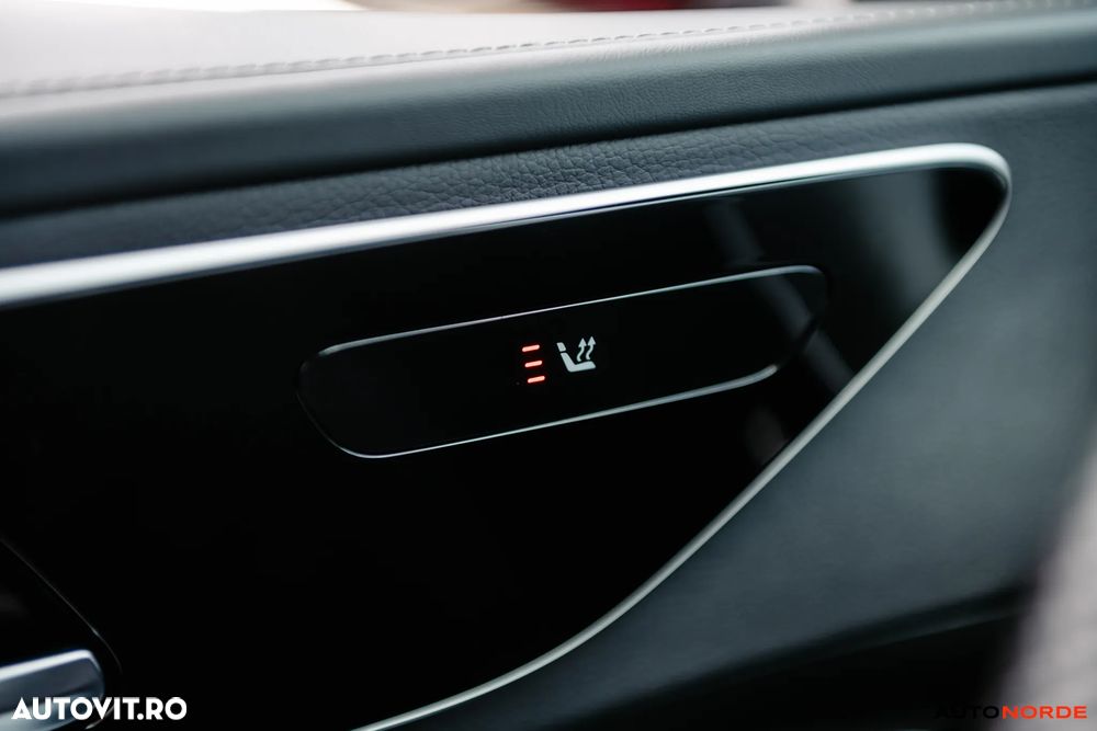 Mercedes-Benz C 300 e 9G-TRONIC AMG Line - 25