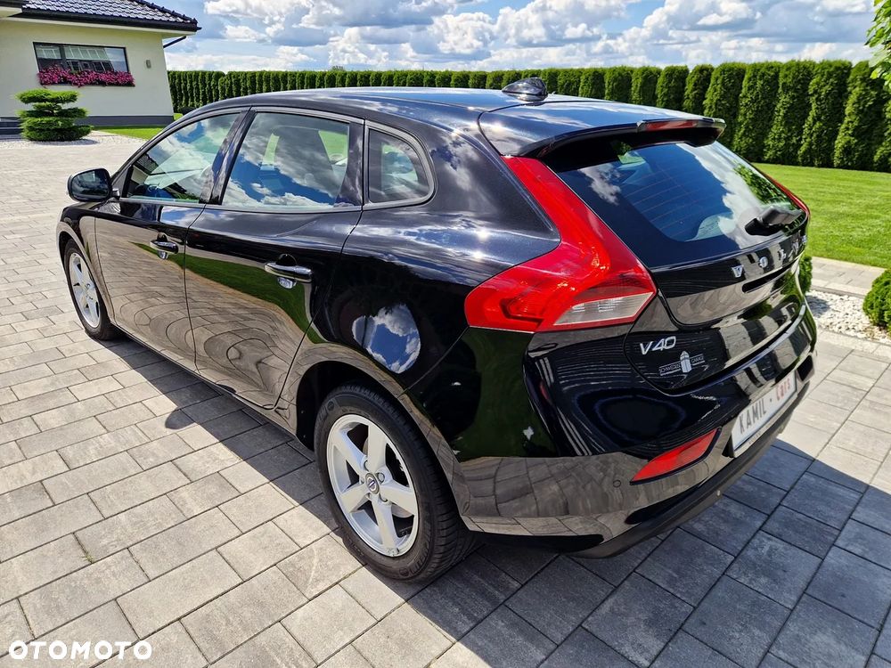 Volvo V40 D2 Geartronic Momentum - 6