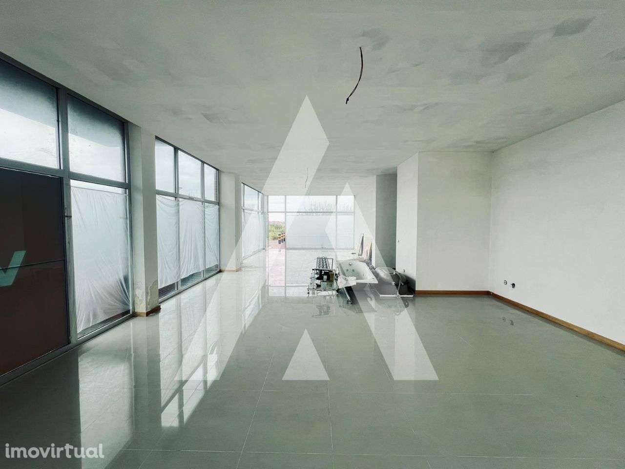 Venda conjunta de 7 Lojas na Praia da Vagueira - Grande imagem: 2/14