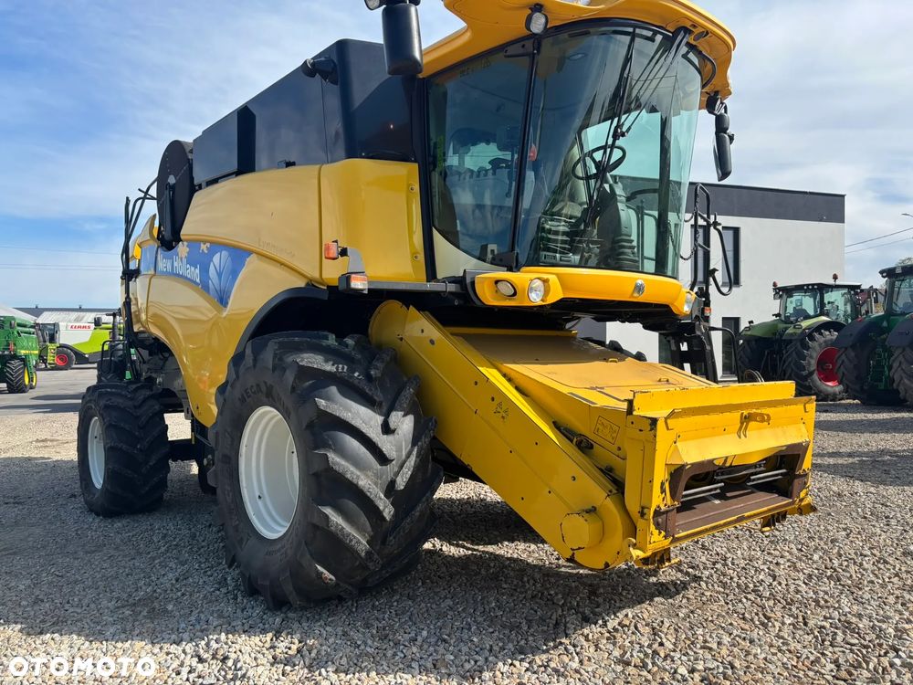 New Holland CX8060 - 4