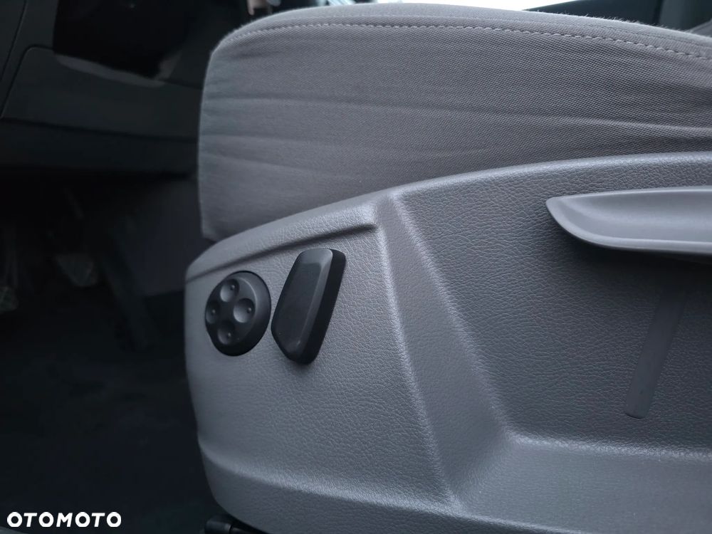 Seat Alhambra 2.0 TDI DPF Ecomotive - 19