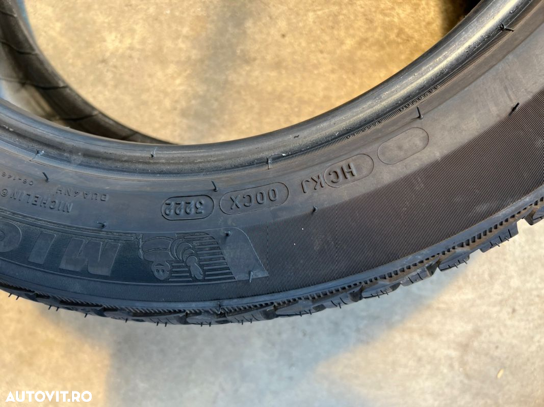 vând 2 anvelope 215/50/18 Michelin de iarnă ca noi - 7