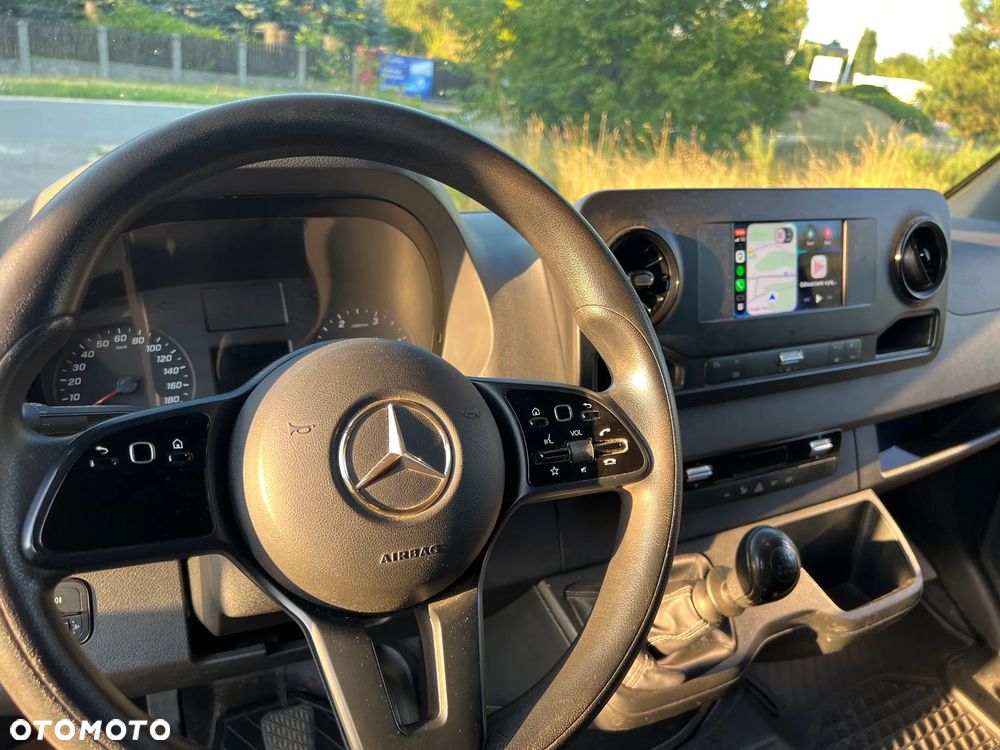 Mercedes-Benz Sprinter - 7