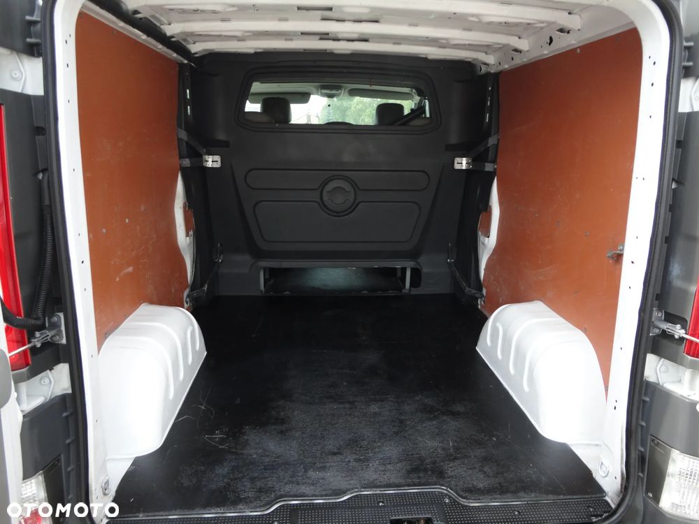 Renault Trafic - 8