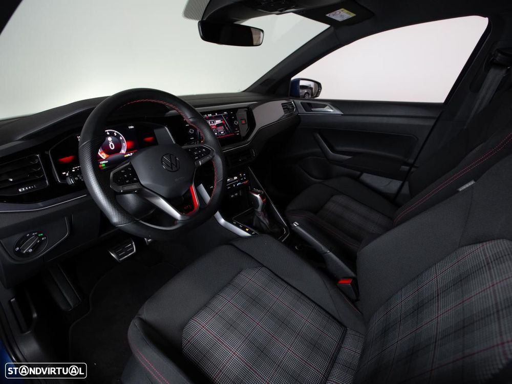 VW Polo 2.0 TSI DSG GTI - 11
