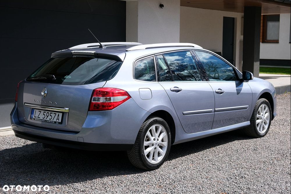 Renault Laguna - 11