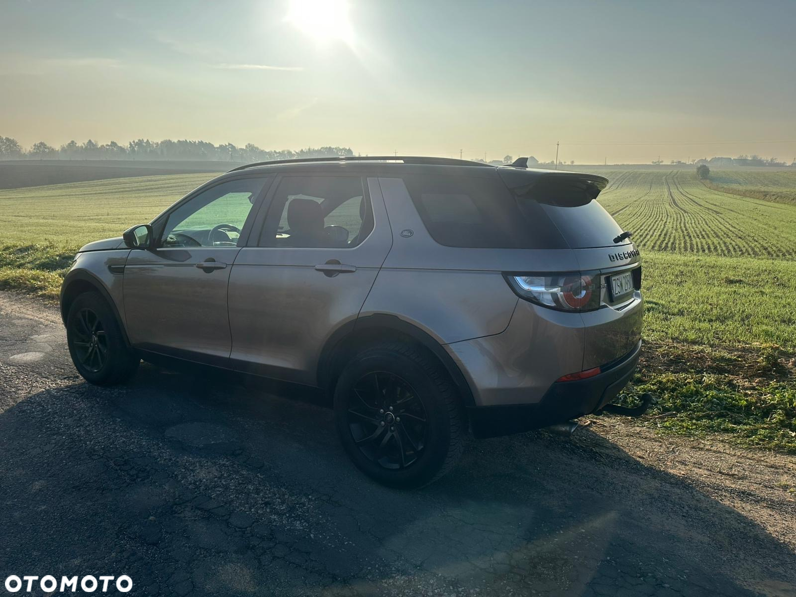 Land Rover Discovery Sport 2.0 D150 - 16