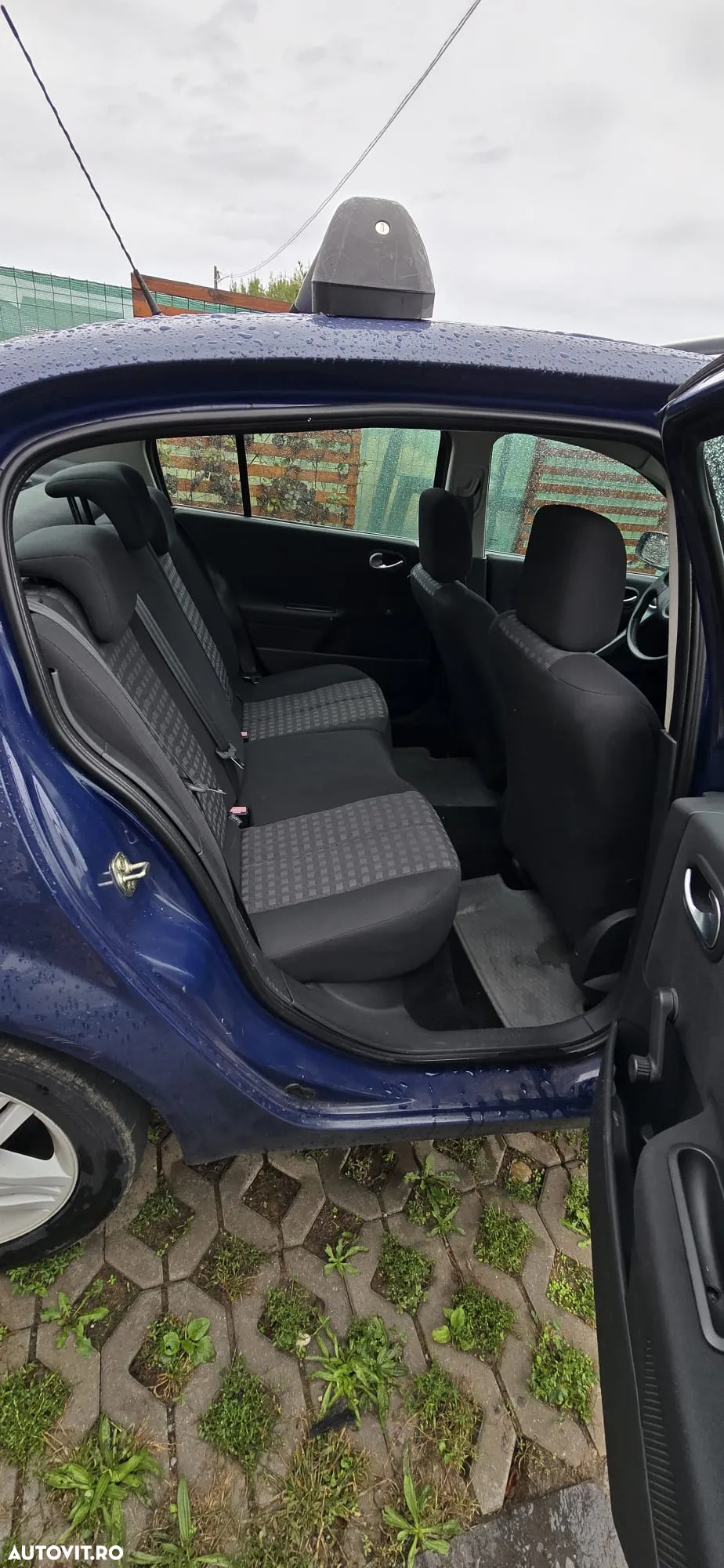Renault Megane II Sedan 1.6 Influence - 6