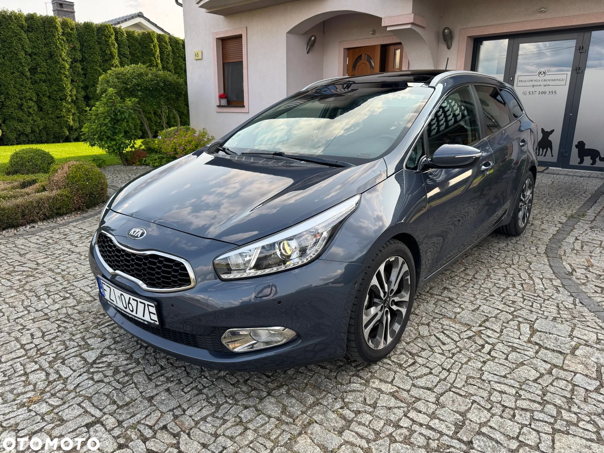 Kia Ceed 1.6 CRDi 128 SW Platinum Edition - 1