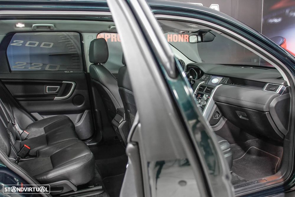 Land Rover Discovery Sport 2.0 eD4 SE - 15