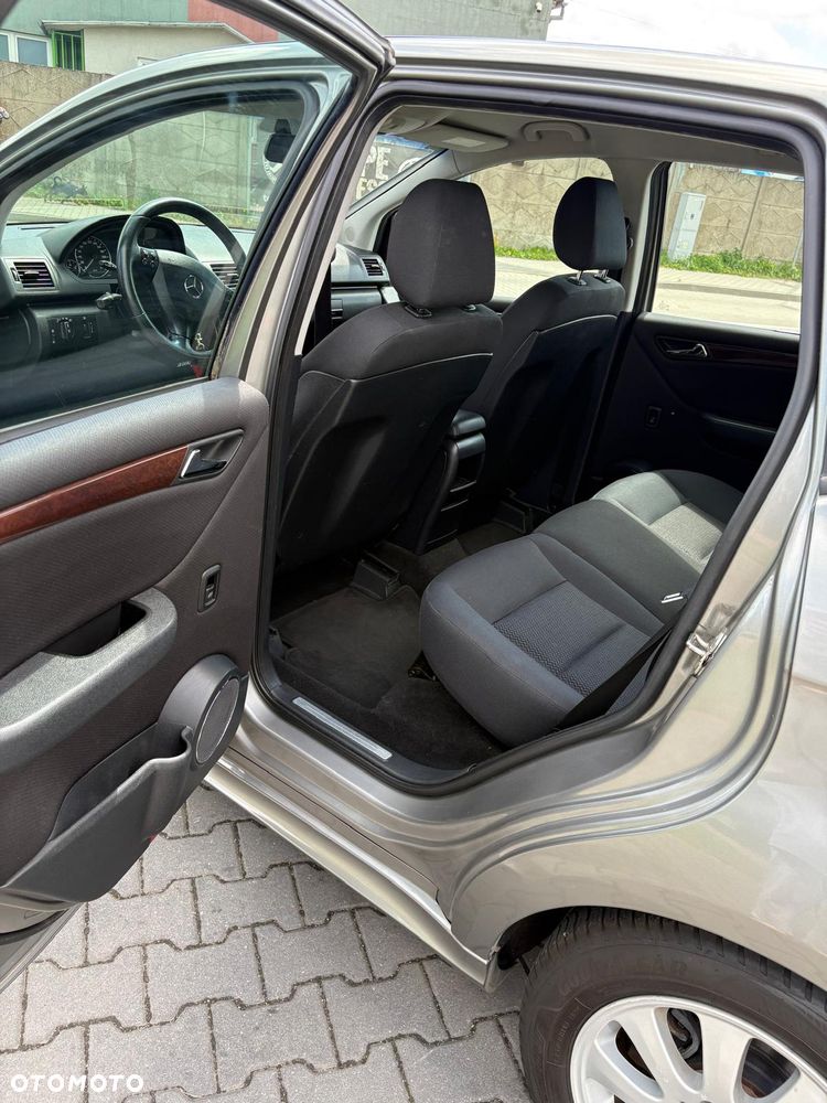 Mercedes-Benz Klasa A 170 Autotronic Elegance - 23