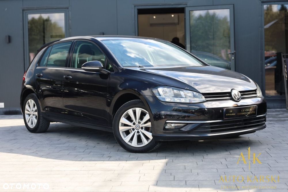 Volkswagen Golf - 5