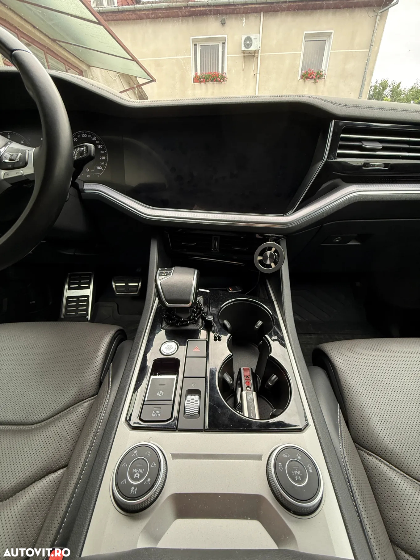 Volkswagen Touareg V6 TDI R-Style - 6