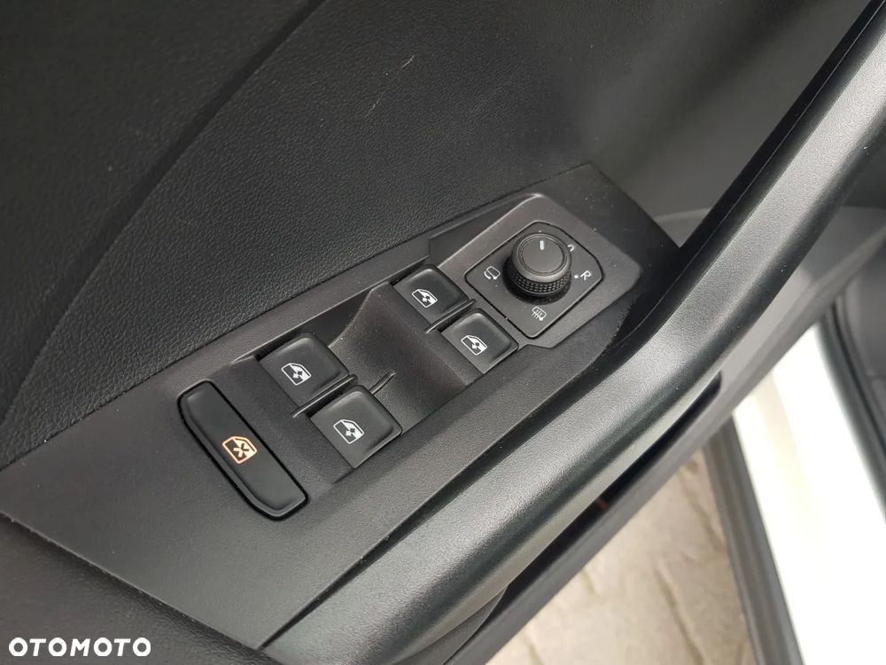 Volkswagen T-Cross 1.0 TSI Life DSG - 16