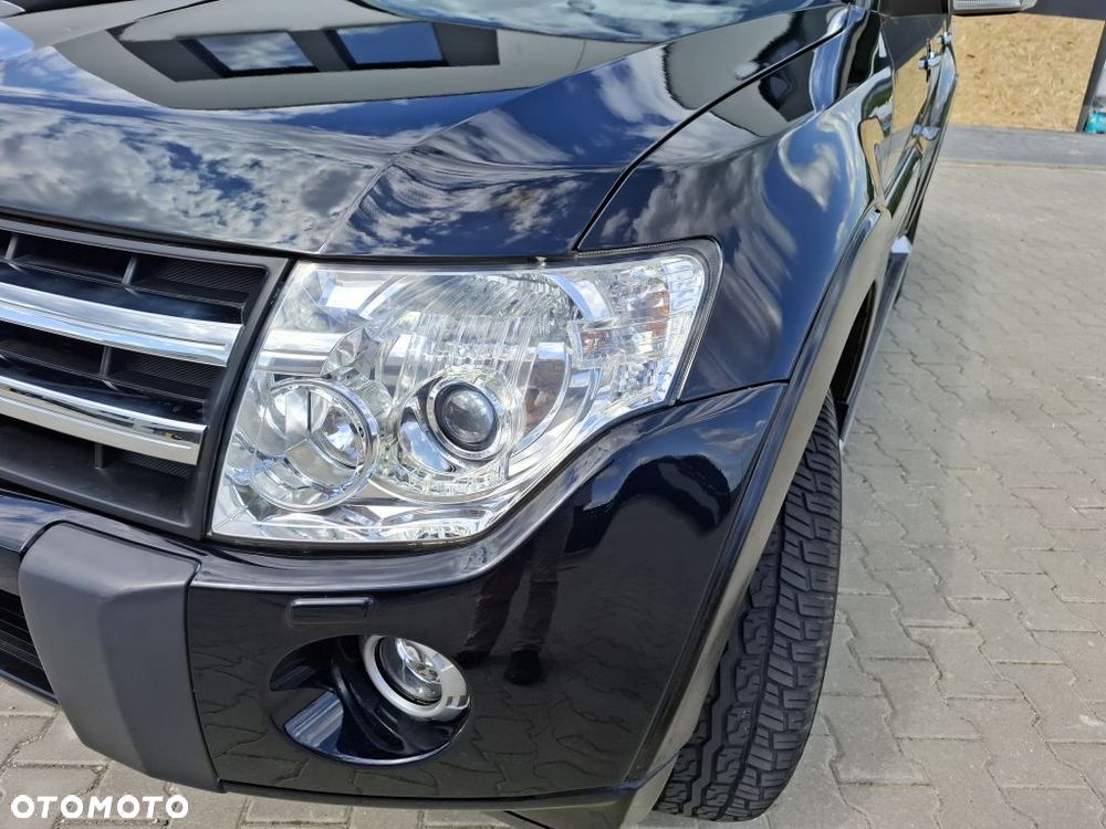 Mitsubishi Pajero - 7
