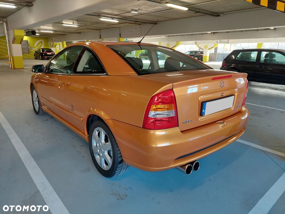 Opel Astra - 4