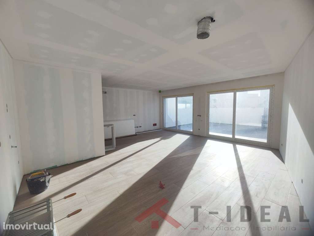 Moradia Moderna Perto da Praia - Grande imagem: 5/19