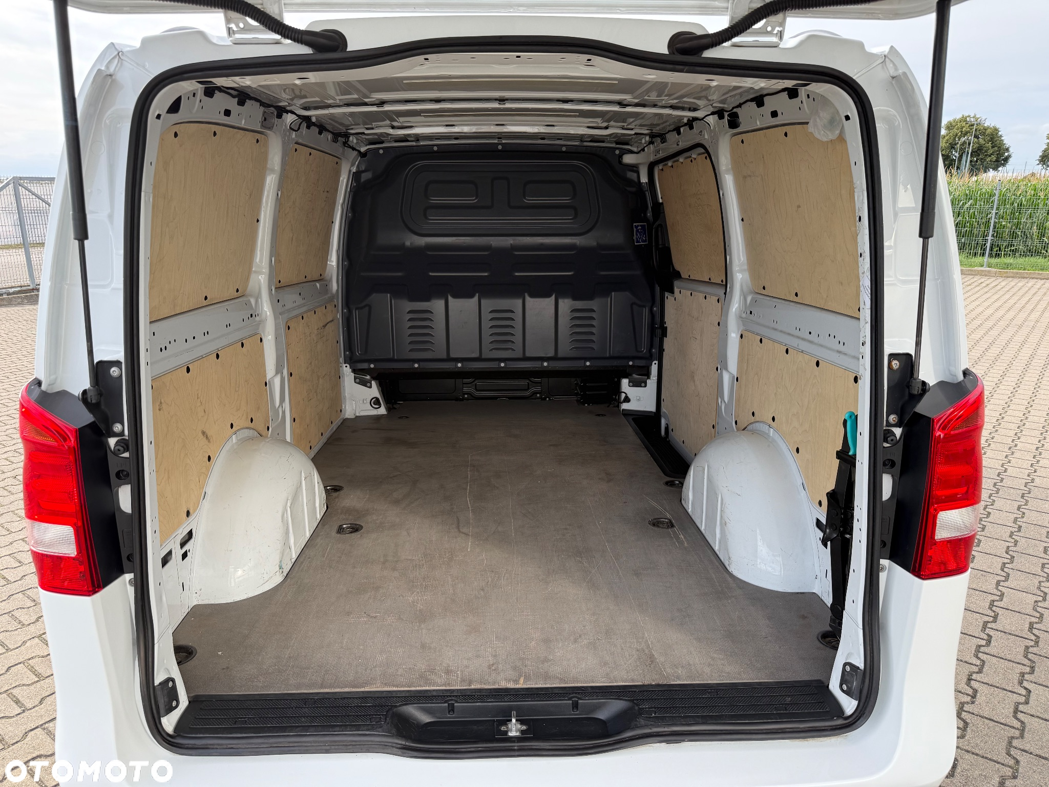 Mercedes-Benz Vito Long 2.0 CDI Automat - 9