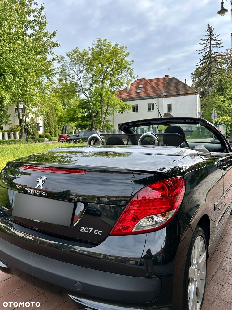Peugeot 207 - 13