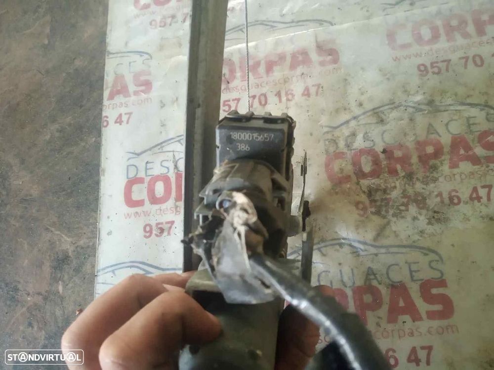 ELEVADOR DE VIDRO TRASEIRO DIREITO FORD MONDEO III SEDAN 2003 -1800015657386 - 2