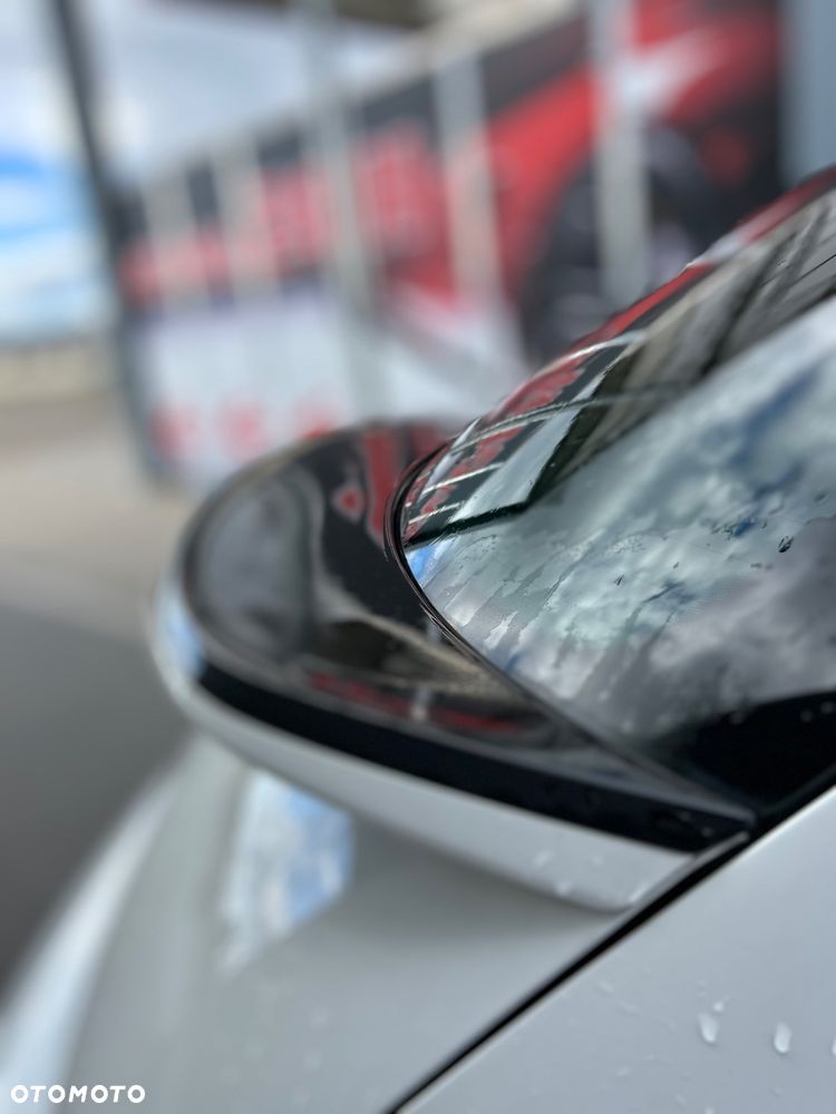 Volkswagen Beetle 2.0 TDI (BlueMotion Tech) R-Line - 8