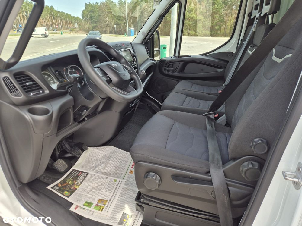 Iveco 50C16❗35C16❗Kontener 8 EP❗Winda❗Mały przebieg - 9