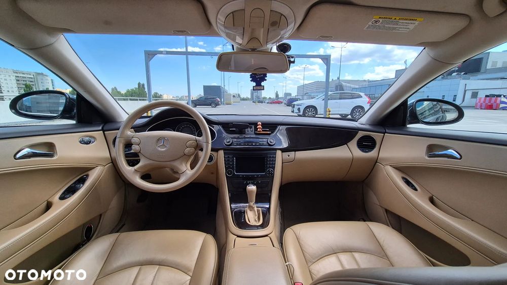 Mercedes-Benz CLS 350 CGI 7G-TRONIC - 28