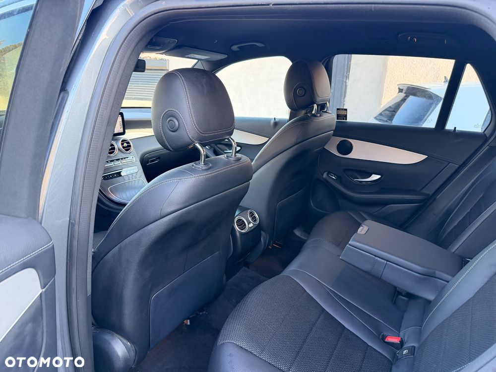Mercedes-Benz GLC 400 d 4Matic 9G-TRONIC Exclusive - 11