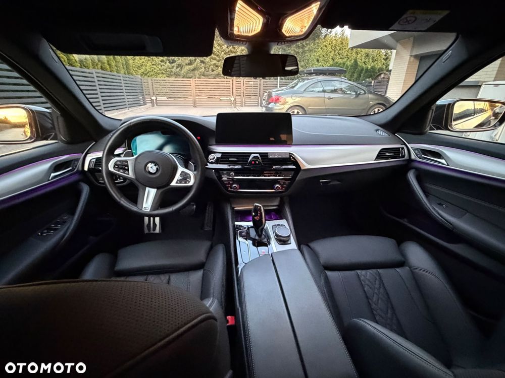 BMW Seria 5 520d xDrive mHEV M Sport sport - 19