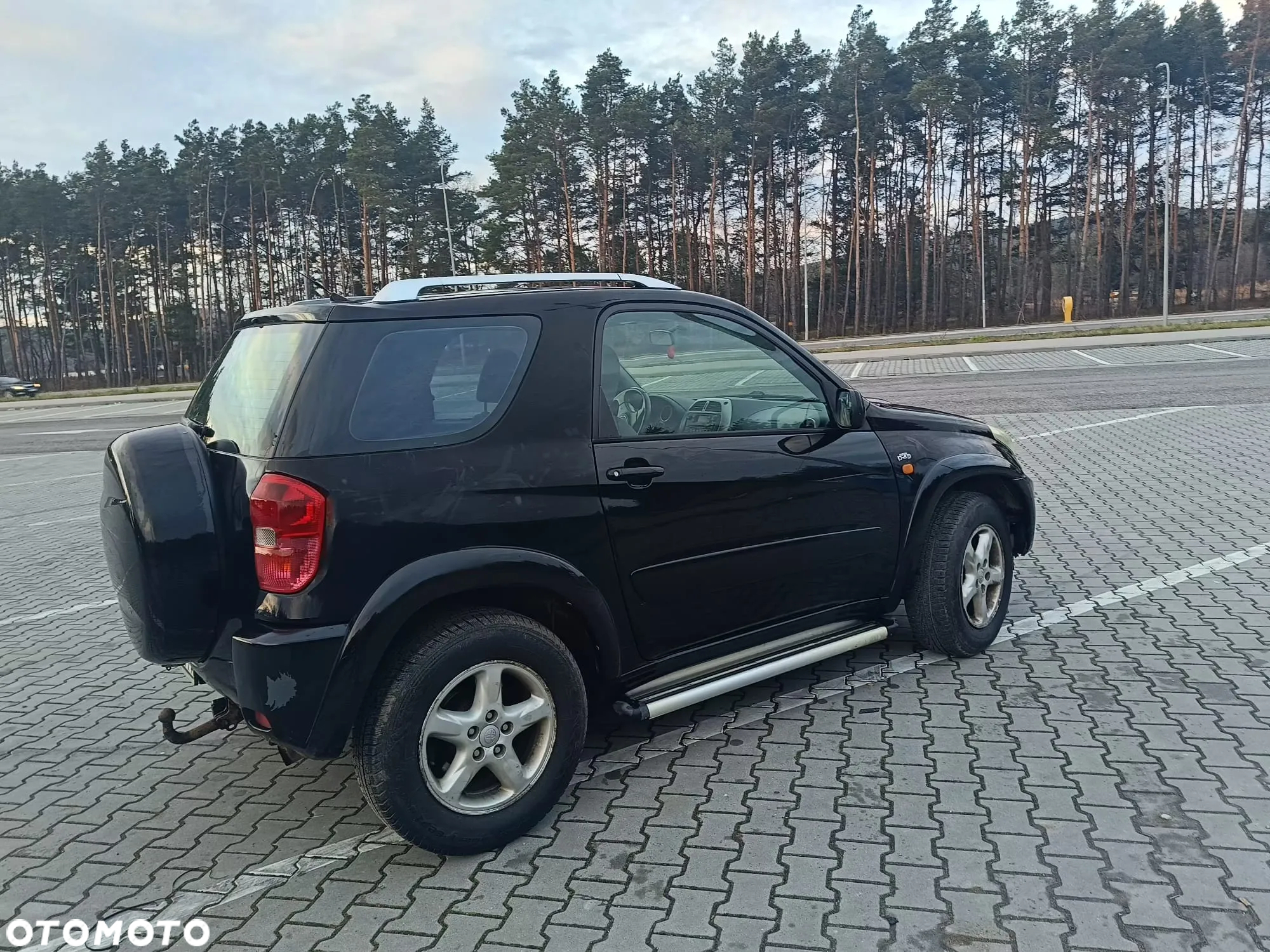 Toyota RAV4 - 10