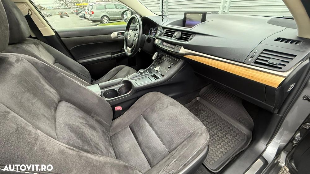 Lexus CT 200h Limited Edition - 16