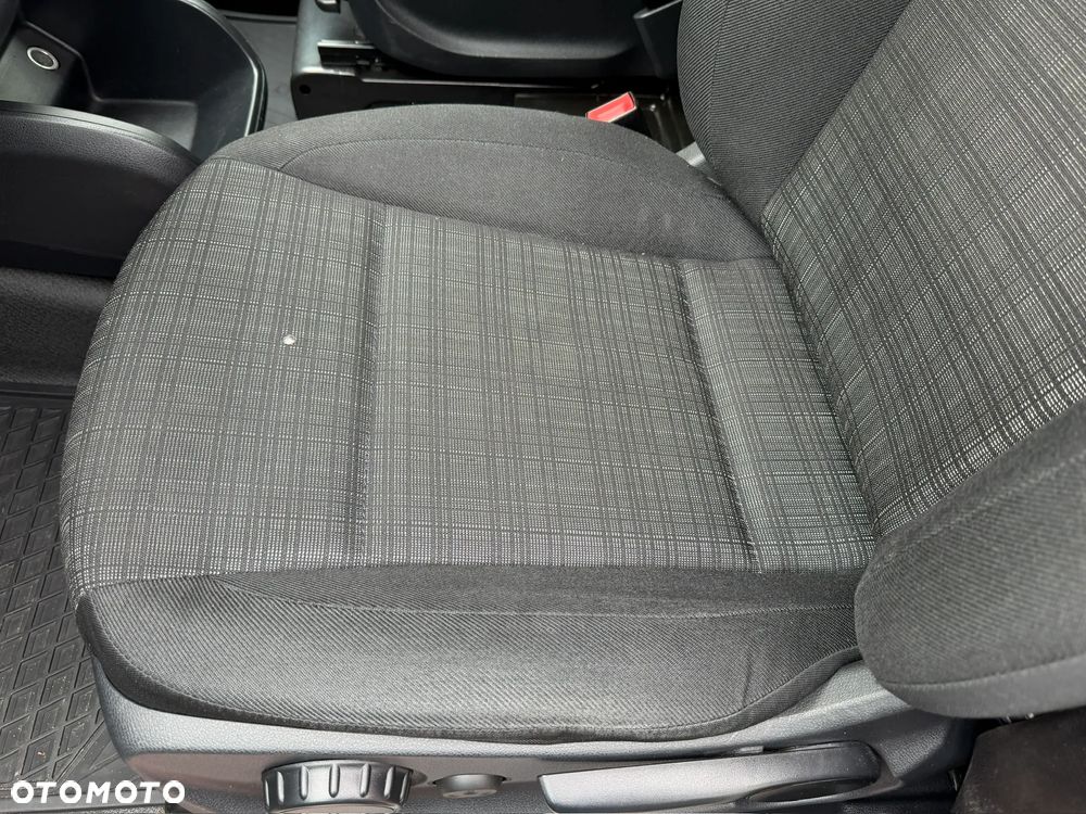 Mercedes-Benz Vito - 38