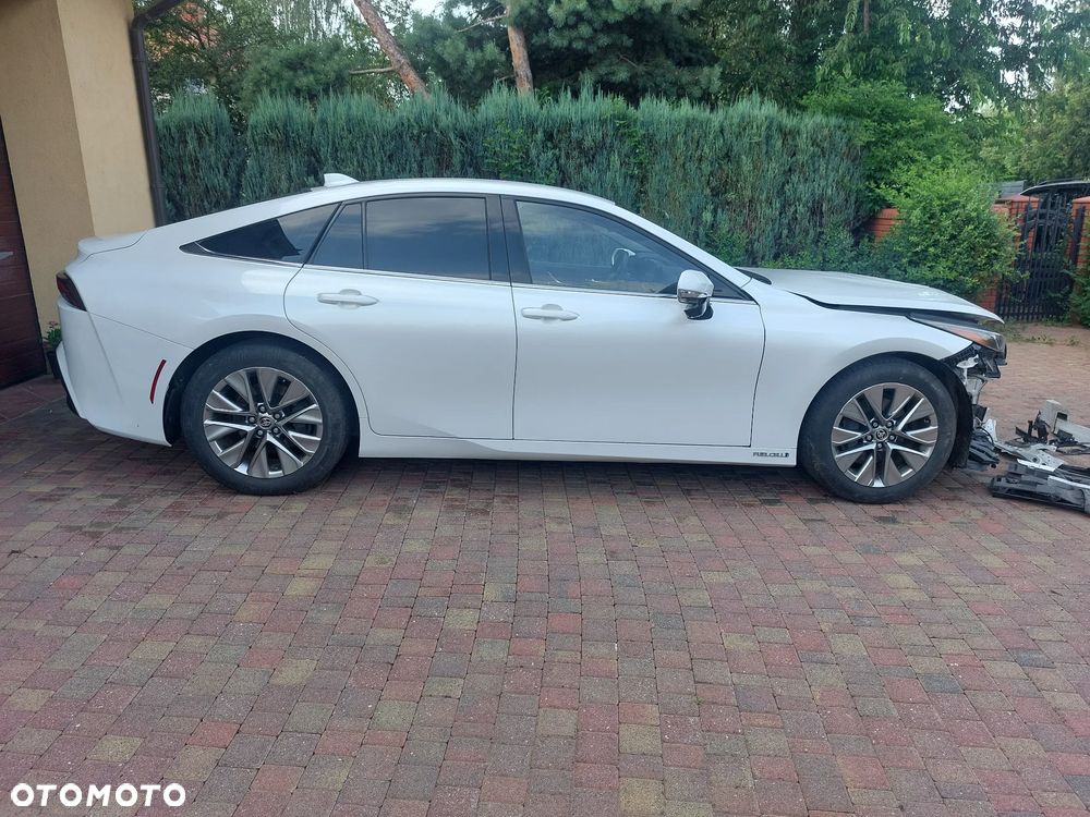 Toyota Mirai Prestige - 3